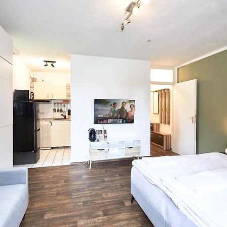 Stilvolles Ruhiges Studio - Parkplatz, Wifi, Tv Em-Apartments Deutschland Bielefeld Bagian luar foto